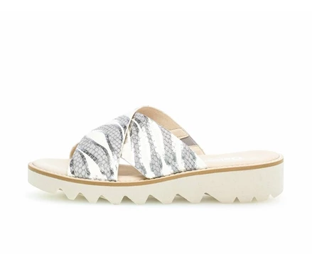 White Women's Gabor Sandals | US97TYGAO